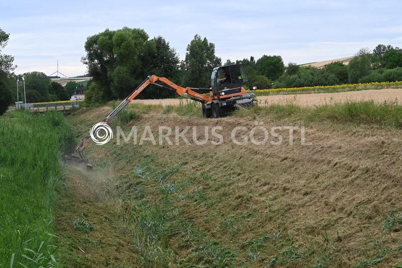 Mäharbeiten Zaya in Gnadendorf