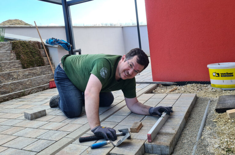 2023-04-21_Aufstellung_Hochbeet (4)