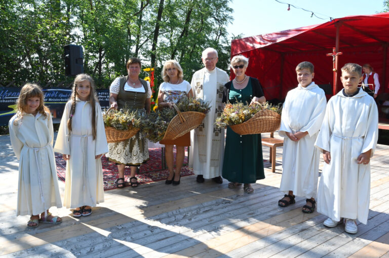 Blog2023-08-15_Kräutersegnung_Föllim (46)
