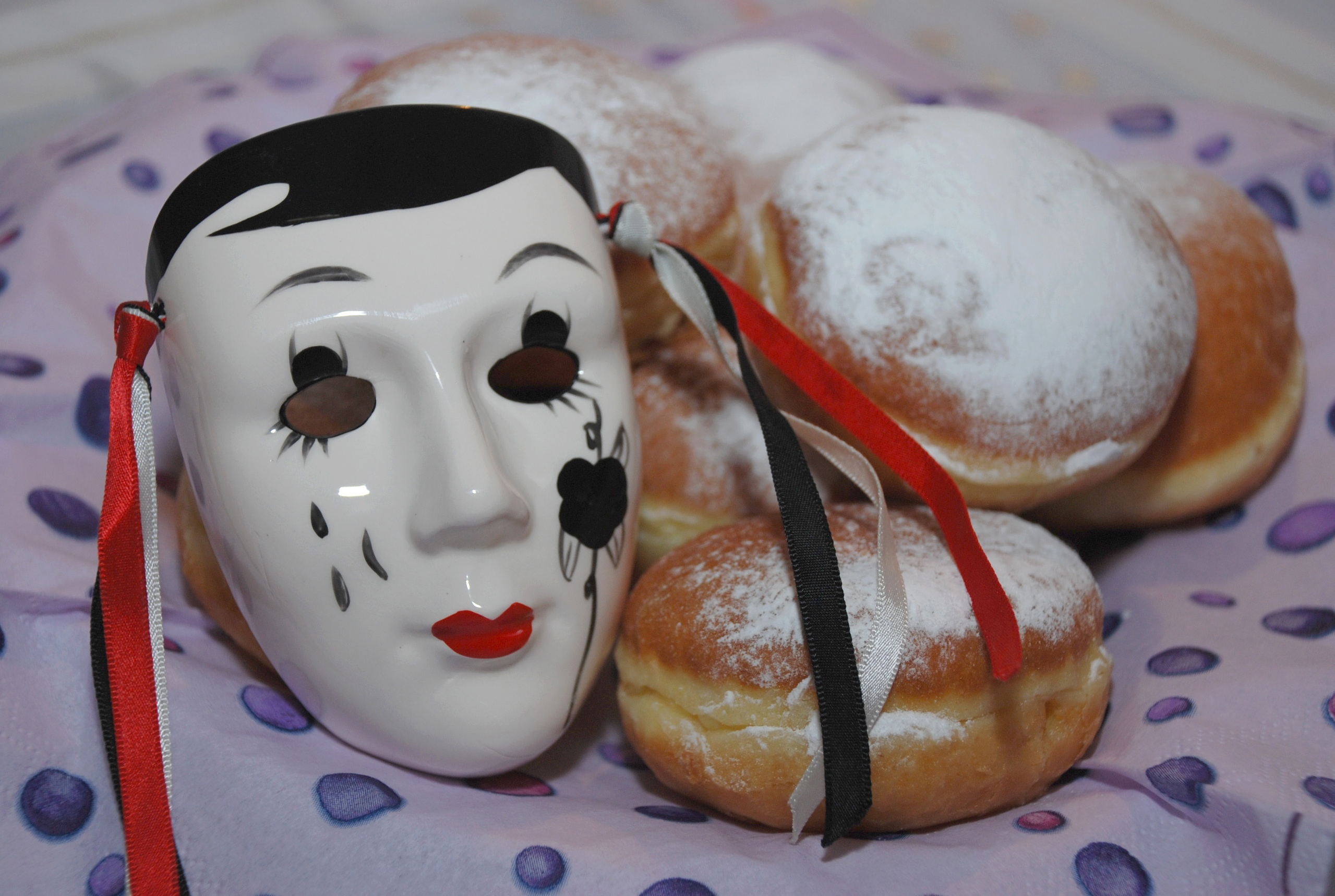 Faschingskrapfen-ID5626-Size2560px