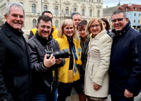 Markus Göstl mit Landeshauptfrau Mikl-Leitner